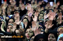 با حضور و سخنرانی رهبر انقلاب در دانشگاه فرهنگیان:
نوزده اردیبهشت یکهزار و سیصد و نود و هفت برای همیشه در حافظه تاریخی این دانشگاه ثبت شد