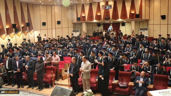 با حضور دکتر عروف زاد برگزار شد.
 جشن فارغ التحصیلی دانشجویان ورودی 93 پردیس شهید باهنر اصفهان