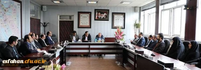 دکتر خنیفر در نشست بامعاون و کارکنان معاونت فرهنگی و اجتماعی:
کار فرهنگی عامل اصلی ایجاد امید و اعتماد درجامعه است