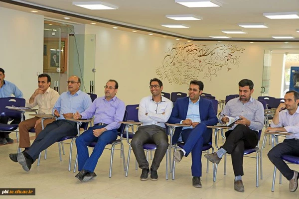 با حضور دکتر عروف زاد در  پردیس شهید باهنر برگزار شد .
جلسه هم اندیشی و بررسی مشکلات و ارائه راهکار ها در حوزه های مختلف