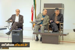 با حضور دکتر عروف زاد در  پردیس شهید باهنر برگزار شد .
جلسه هم اندیشی و بررسی مشکلات و ارائه راهکار ها در حوزه های مختلف