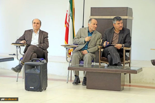 با حضور دکتر عروف زاد در  پردیس شهید باهنر برگزار شد .
جلسه هم اندیشی و بررسی مشکلات و ارائه راهکار ها در حوزه های مختلف