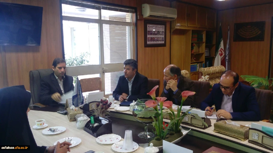 دیدار مسئولین دانشگاه فرهنگیان اصفهان با مدیرکل آموزش و پرورش