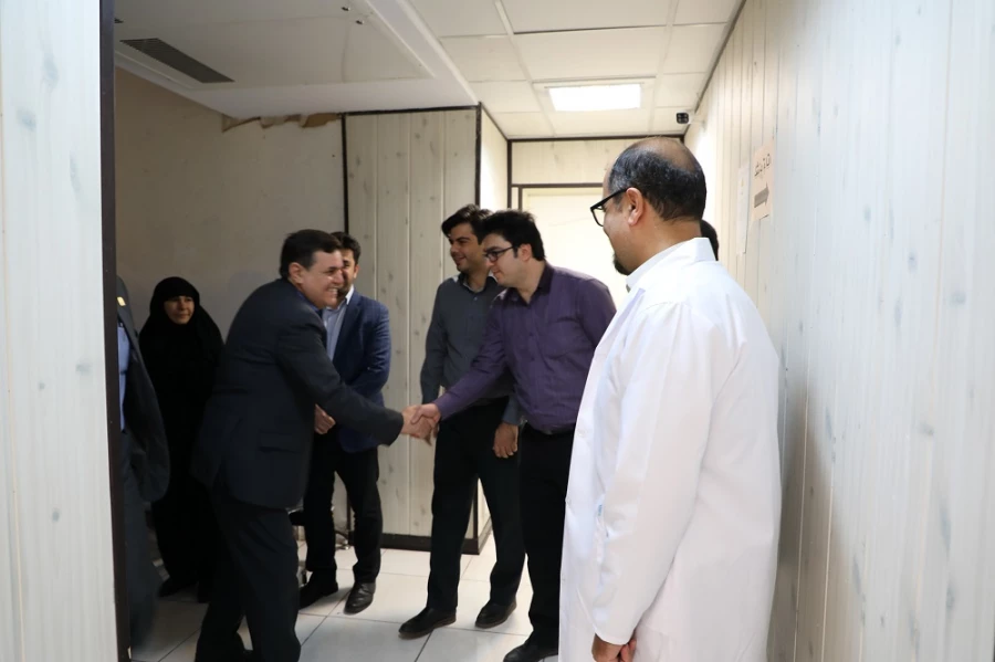 در دوره آموزشی کارشناسان پژوهش مطرح شده:
شیوه نامه های پژوهشی، شاخص اعتبار نشریات علمی، آشنایی با پایگاه های اطلاعاتی دانشگاه