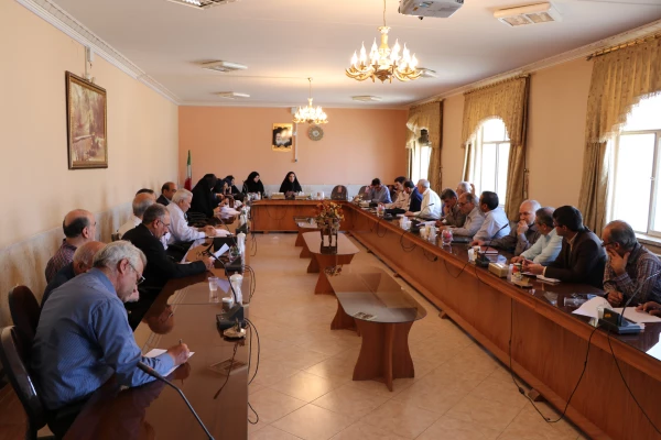 دکتر عروف زاد در همایش تخصصی مصاحبه گران و عوامل اجرایی دانشگاه فرهنگیان :
معلم باید مسئولیت پذیر بوده و برای این حرفه و تربیت نسل آینده و سرمایه های اجتماعی ارزش قائل باشد.