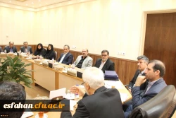 استاندار اصفهان در جلسه هیئت امناء دانشگاه فرهنگیان استان:
نقش دانشگاه فرهنگیان در ساختن جامعه بر کسی پوشیده نیست