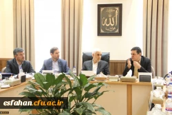 دکتر خنیفر در جلسه هیئت امناء دانشگاه فرهنگیان اصفهان:
هر کشوری به مرزهای بالندگی رسیده از تعلیم و تربیت بوده است