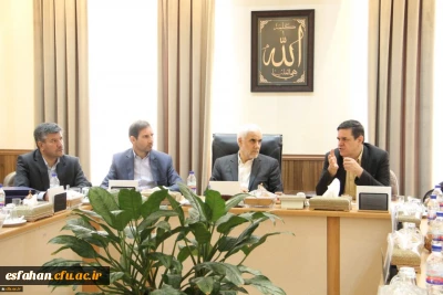 دکتر خنیفر در جلسه هیئت امناء دانشگاه فرهنگیان اصفهان:
هر کشوری به مرزهای بالندگی رسیده از تعلیم و تربیت بوده است