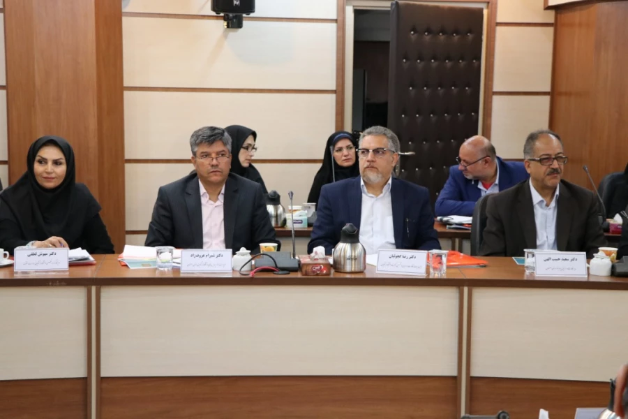 دکتر لطفی دبیر کارگروه تخصصی دانشگاه فرهنگیان در وزارت علوم  ، تحقیقات و فناوری :
دانشگاه فرهنگیان حساس و وظایف آن هم حساس است چرا که معلمان آینده را تربیت می کند.