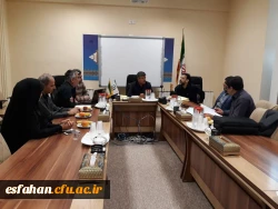 با حضور نمایندگان دانشگاه فرهنگیان برگزار شد.
بررسی اسناد مناقصه خرید خدمات عمومی و برون سپاری طبخ و توزیع غذا