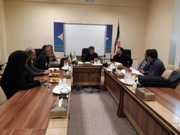 با حضور نمایندگان دانشگاه فرهنگیان برگزار شد.
بررسی اسناد مناقصه خرید خدمات عمومی و برون سپاری طبخ و توزیع غذا