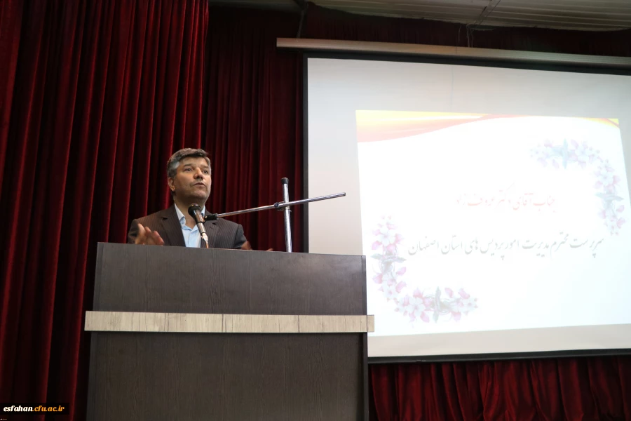 حضور دکتر عروف زاد در مراسم استقبال دانشجو جدیدالورود پردیس شهید باهنر: