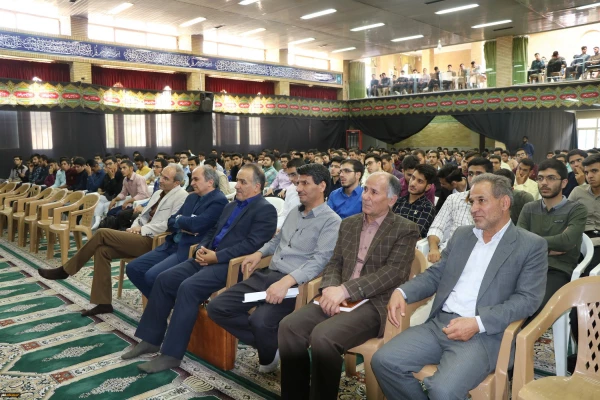 حضور دکتر عروف زاد در مراسم استقبال دانشجو جدیدالورود پردیس شهید باهنر: