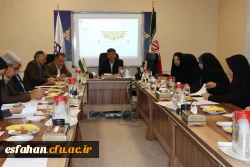 سرپرست امور پردیس های دانشگاه فرهنگیان استان اصفهان در کمیته استانی کارورزی:
اصفهان در اجرای درس کارورزی وضعیت مطلوبی دارد/ کارورزی پاشنه آشیل دانشگاه فرهنگیان