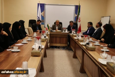با حضور مدیرکل امور دانشجویی دانشگاه فرهنگیان در استان اصفهان برگزار شد.
نشست سرپرستان سراهای دانشجویی و کارشناس مسئولان امور دانشجویی  