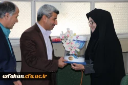 سرپرست دانشگاه فرهنگیان استان اصفهان در مراسم تکریم و معارفه معاون توسعه منابع و اموردانشجویی :

مسئولیت ها آزمایش الهی و فرصتی برای خدمت هستند .