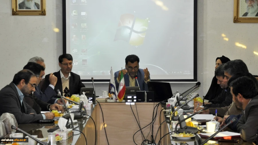 سرپرست دانشگاه فرهنگیان استان اصفهان در مراسم تکریم و معارفه معاون توسعه منابع و اموردانشجویی :

مسئولیت ها آزمایش الهی و فرصتی برای خدمت هستند .