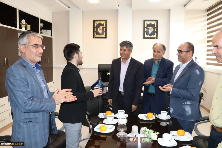 در دانشگاه فرهنگیان استان اصفهان برگزارشد.

تقدیراز دانشجوی ورزشکار مدال آور مسابقات جهانی