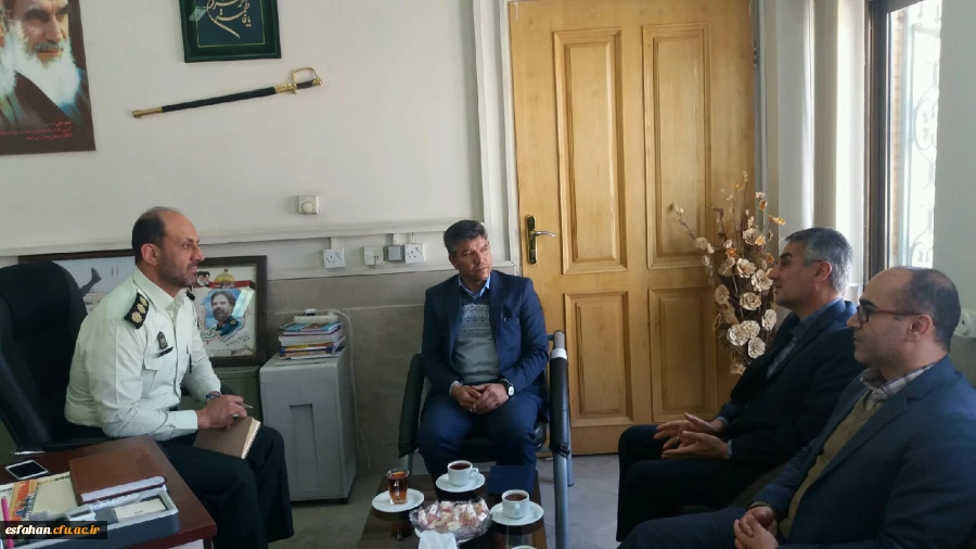 سرپرست مدیریت امور پردیس های  دانشگاه فرهنگیان در دیدار با جانشین فرماندهی انتظامی استان اصفهان  :

باید از توان دانشجو معلمان در پیشگیری از انحرافات اجتماعی بهره برد.