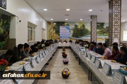 معاونت توسعه منابع و امور دانشجویی دانشگاه فرهنگیان استان اصفهان در نشست دانشجویی :

فعالیت دانشگاه فرهنگیان با هم فکری دانشجو معلمان شتاب می گیرد.