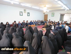 آیت الله سید یوسف طباطبایی نژاد امام جمعه اصفهان  در دیدار مسئولان و دانشجویان دانشگاه فرهنگیان :

   ما می توانیم را به دانش آموزان تعلیم دهید.