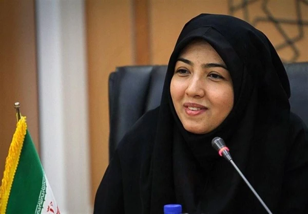 به مناسبت شانزدهم آذر در پردیس فاطمه زهراء (س) اصفهان برگزارشد :
نشست دانشجویان  با نماینده مردم مبارکه در مجلس شورای اسلامی