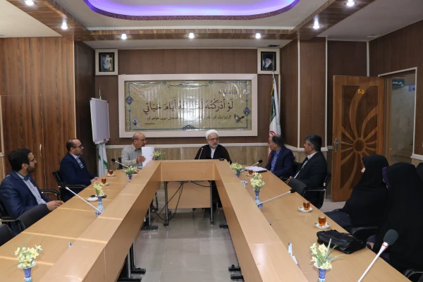 سرپرست امور پردیس های دانشگاه فرهنگیان اصفهان در دیدار با ریاست بنیاد مهدویت :

تعالی دانشجو معلمان در معارف مهدویت ضروی و راهگشا است.