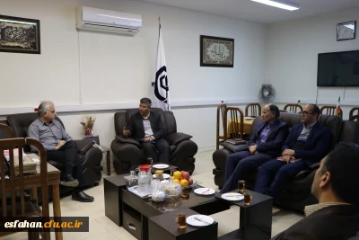 سرپرست دانشگاه فرهنگیان استان اصفهان در دیدار با ریاست دانشگاه صنعتی مالک اشتر :

رسالت دانشگاه فرهنگیان تربیت معلم، تراز جمهوری اسلامی است.