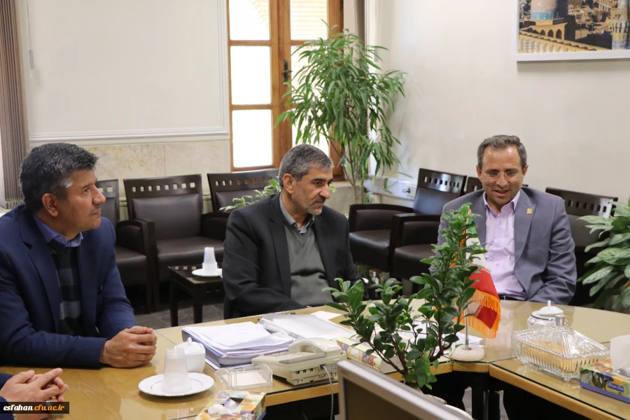 دیدار معاون پژوهش و فناوری دانشگاه فرهنگیان  با سرپرست  معاونت سیاسی،امنیتی استانداری اصفهان