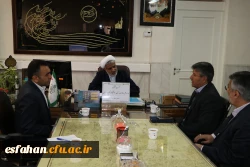 سرپرست دانشگاه فرهنگیان استان اصفهان در دیدار با مدیر کل سازمان اوقاف و امور خیریه استان:

دانشجو معلمان می توانند مبلغان خوبی برای وقف و امور خیر باشند