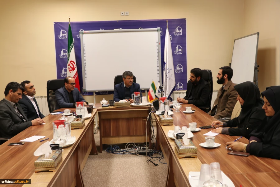 سرپرست دانشگاه فرهنگیان استان اصفهان در دیدار با سرپرست اداره کل کتابخانه های عمومی :

ترغیب دانشجو معلمان به مطالعه و کتابخوانی یک راهبرد برای دانشگاه فرهنگیان است