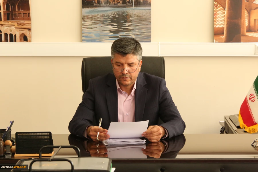 پیام دکتر عروف زاد:
به مناسبت درخشش دانشجومعلمان دانشگاه فرهنگیان استان اصفهان در چهارمین گردهمایی رویش