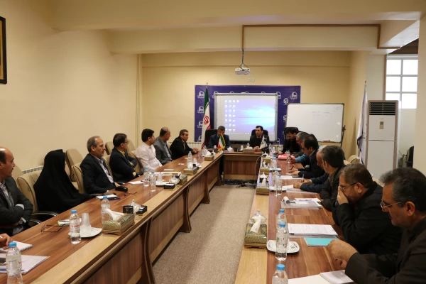 سرپرست دانشگاه فرهنگیان استان اصفهان در دوره آموزشی ،کارگاهی برنامه ریزی امور عمرانی و بودجه

دوره های آموزشی برای بدنه دانشگاه فرهنگیان مفیداست