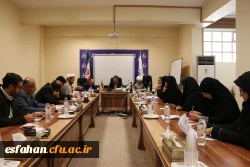 دکتر عروف زاد در ستاد اقامه نماز دانشگاه فرهنگیان استان اصفهان  :
در تعمیق و ترویج نماز باید با راهبرد و برنامه عمل کرد