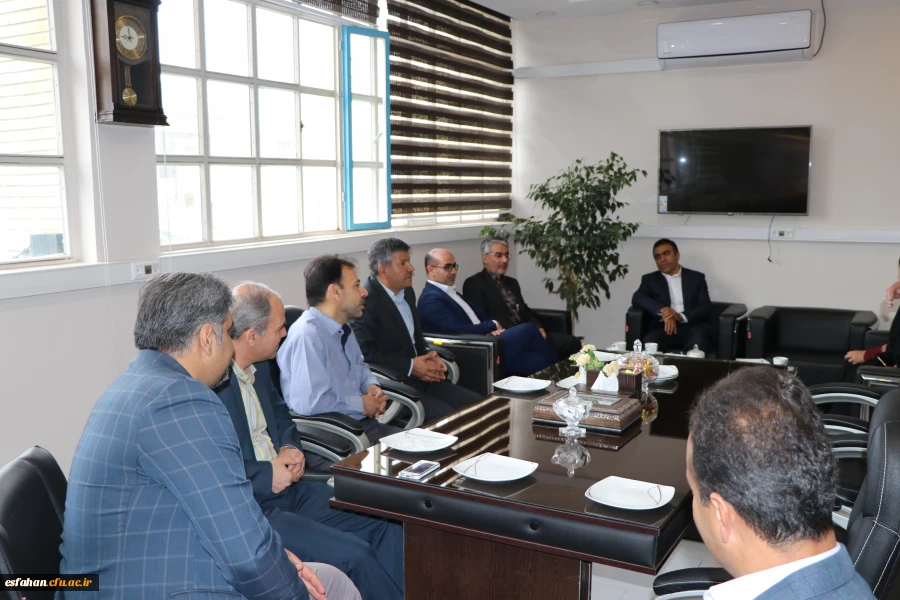 دوراندیشی، همگرایی و ارائه پیشنهاد سازنده در جهت تعالی دانشگاه  ضرورت دارد