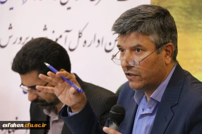 دکتر عروف زاد در دومین نشست مشترک مدیران دانشگاه فرهنگیان و مدیران ادارات آموزش و پرورش استان اصفهان:

دانشگاه فرهنگیان و آموزش و پرورش مصداق یک خانواده هستند