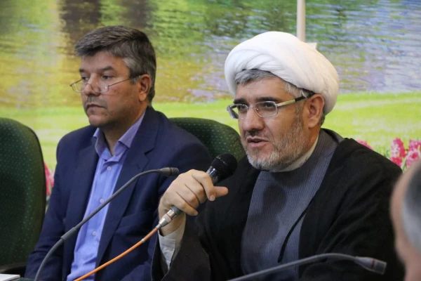 جامعه با از دست دادن امید و انتظارفرج، شکست خواهد خورد