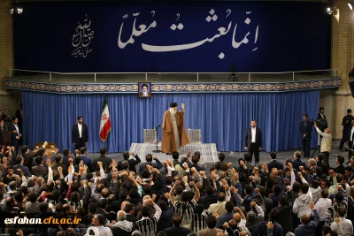 رهبر معظم انقلاب اسلامی در دیدار با هزاران نفر از معلمان و فرهنگیان کشور:

افزایش بیشتر دانشجویان و ارتقای کیفیت دانشگاههای فرهنگیان و شهید رجایی