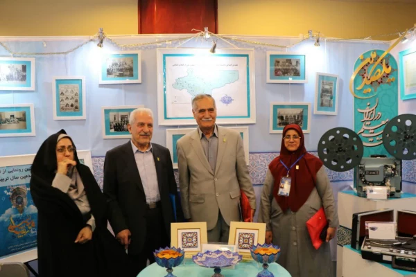 برپایی نمایشگاه و حضور مدیریت استانی دانشگاه در نکوداشت