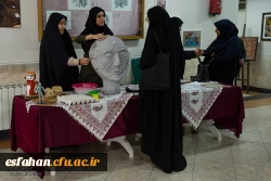 معلم اندیشه جاری جامعه می ‎باشد و زبان از بیان جایگاه رفیع معلم قاصر است