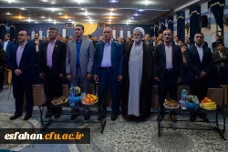 از ویژگی های  دوره تربیت معلم دانشگاهی؛ هویت حرفه ای است