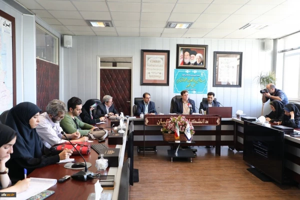 دکتر خنیفر در نشست خبری بیست و هفتمین نمایشگاه بین المللی قران کریم عنوان کرد: