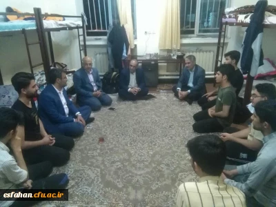 با حضور معاون توسعه منابع و امور دانشجویی دانشگاه فرهنگیان اصفهان صورت گرفت:

بازدید شورای صنفی پردیس شهید باهنر از مرکز شهید آیت نجف آباد