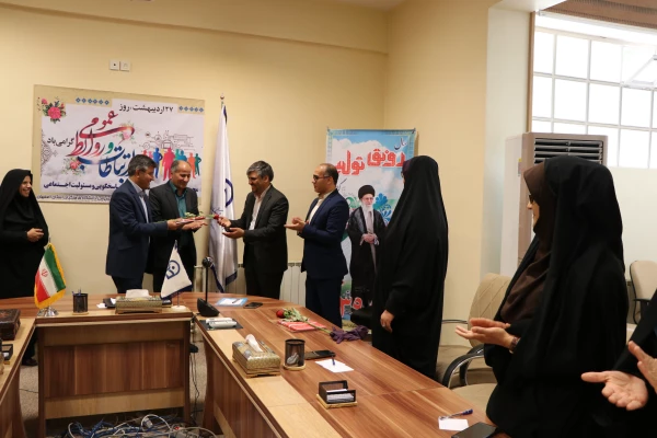 مدیر روابط عمومی باید مشاور ریاست دانشگاه باشد