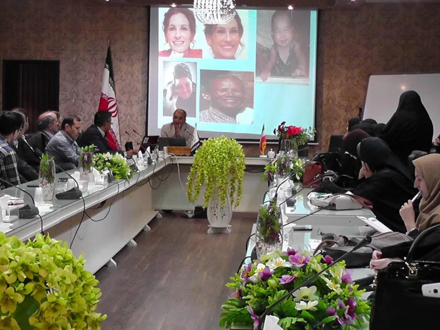 نشست مدیریت استانی  و مسئولین دانشگاه فرهنگیان با اعضای هئیت علمی دانشگاه