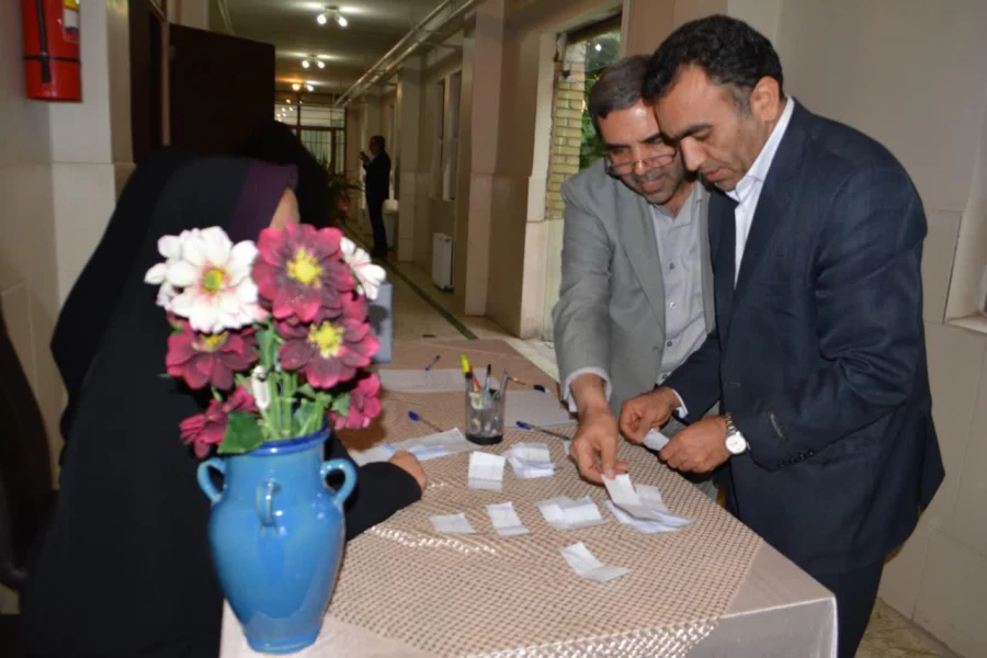 نشست مدیریت استانی  و مسئولین دانشگاه فرهنگیان با اعضای هئیت علمی دانشگاه