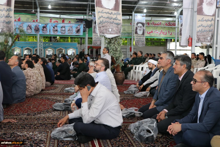 تجدید میثاق  مسئولین دانشگاه فرهنگیان اصفهان با آرمان های امام راحل