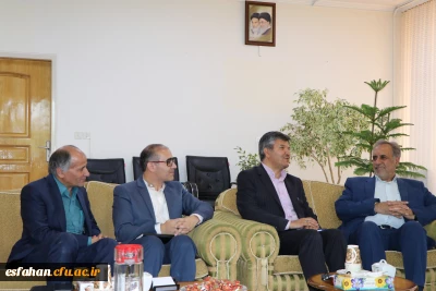 با عنایت به انتصاب فرماندار جدید شهرستان اصفهان صورت گرفت:

دیدار سرپرست دانشگاه فرهنگیان با فرماندار شهرستان اصفهان