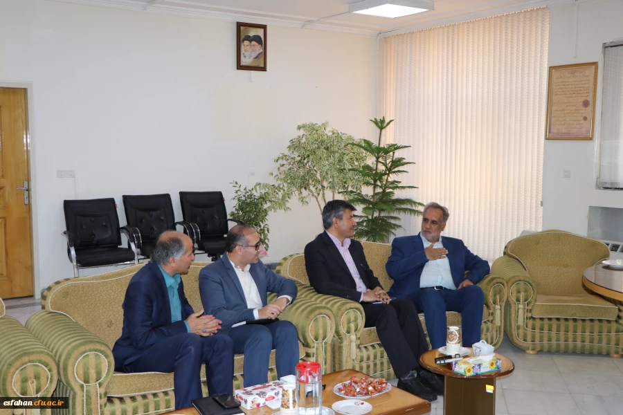دیدار سرپرست دانشگاه فرهنگیان اصفهان با فرماندار شهرستان اصفهان