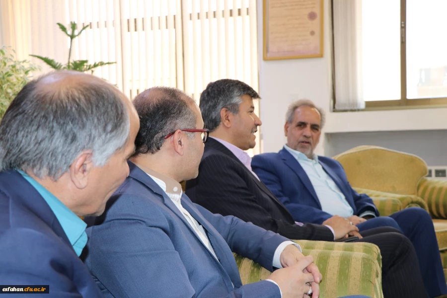 دیدار سرپرست دانشگاه فرهنگیان اصفهان با فرماندار شهرستان اصفهان